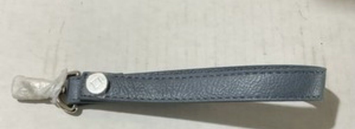 Thirty One Wristlet Strap in Denim Distressed Pebble